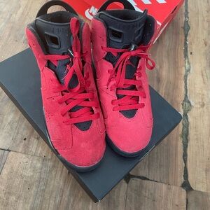 Jordan Toro 6s